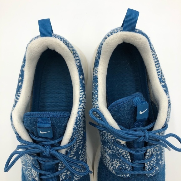 Nike Roshe One Winter Edition in Blue Size 8 - Picture 4 of 8